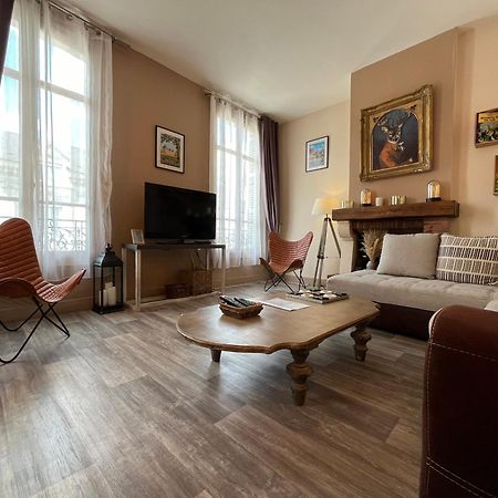 Cote Chateau - Grand Appartement Au Coeur De Blois Ngoại thất bức ảnh